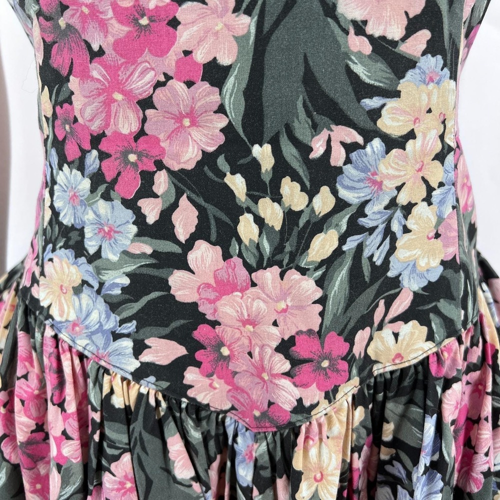 Vintage 90s Floral Criss Cross Back Midi Dress with Pockets - Picture 4 of 6